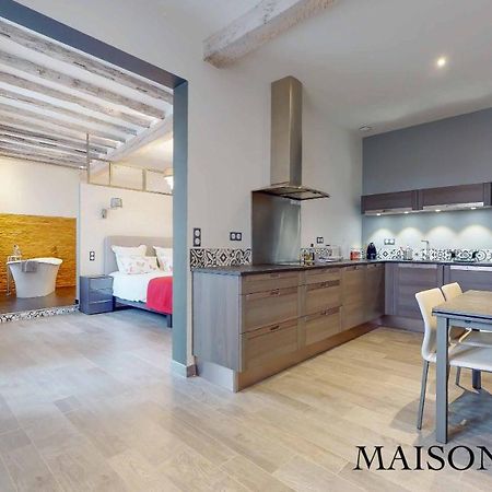 Maison De Save LʼIsle-Jourdain Exteriér fotografie